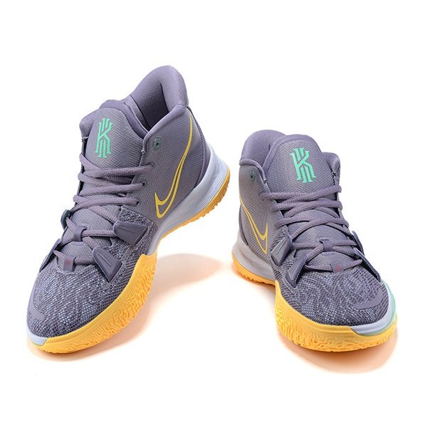 NIKE KYRIE 7 x DAYBREAK - Phantom Kicks