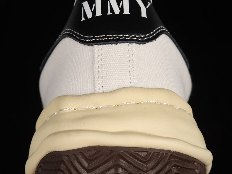 MAISON MIHARA YASUHIRO BLAKEY OG SOLE LEATHER LOW BEIGE WHITE - Phantom Kicks