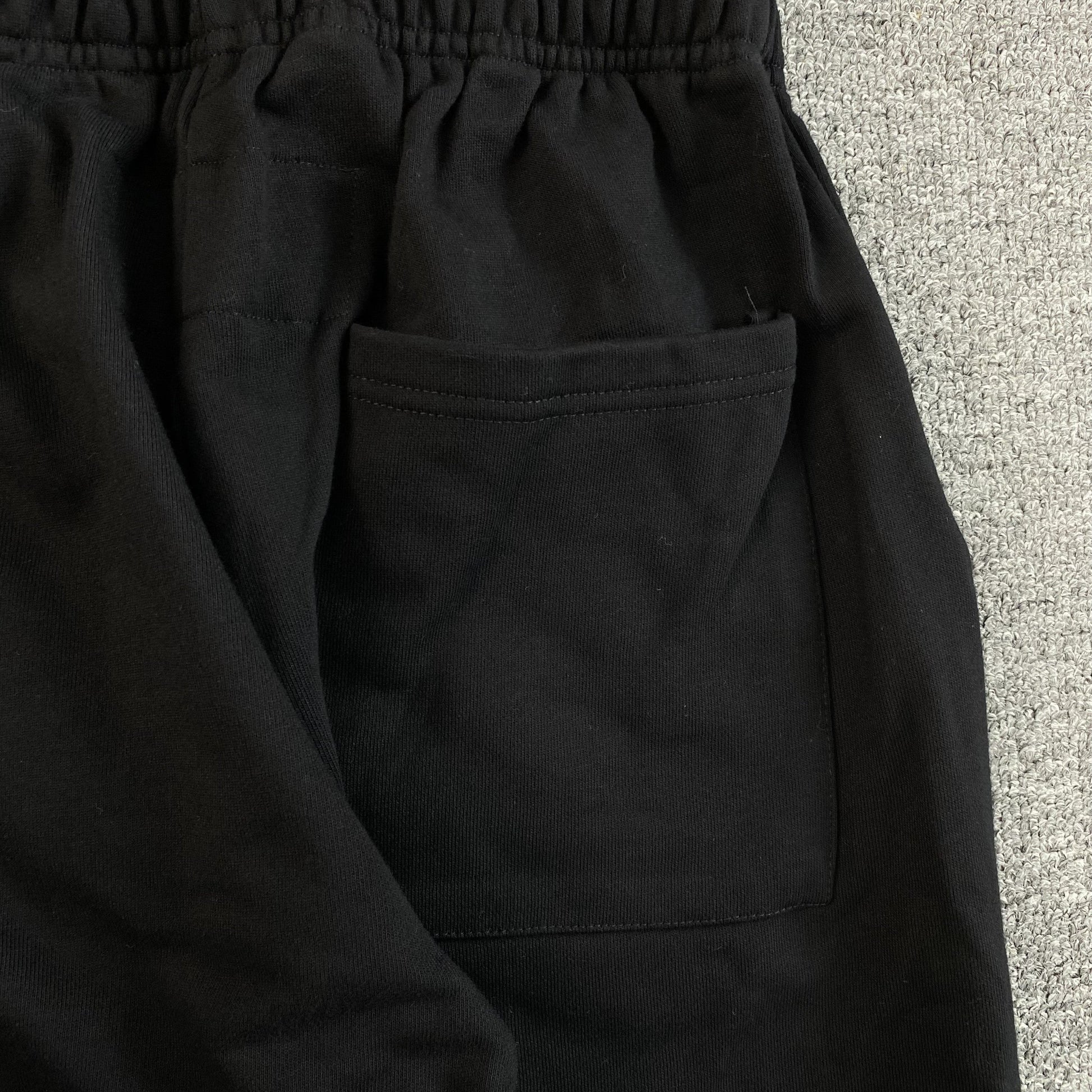 SP5DER ANGEL NUMBER SWEATPANTS BLACK - Phantom Kicks