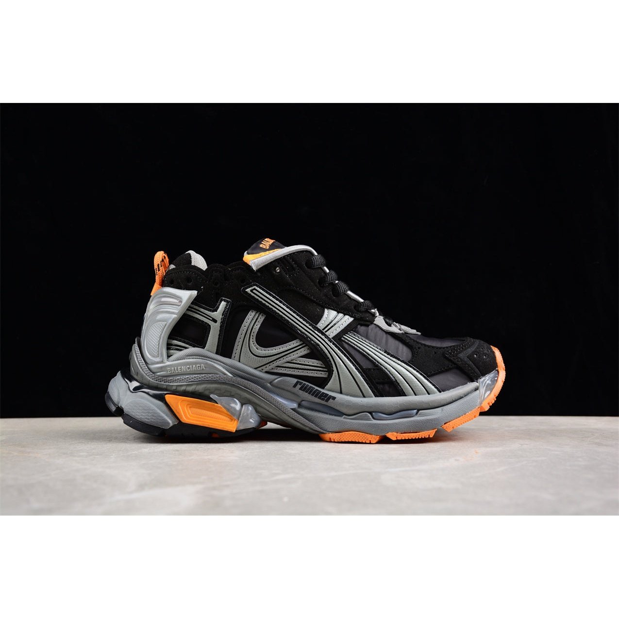 BALENCIAGA RUNNER x BLACK GREY ORANGE - Phantom Kicks