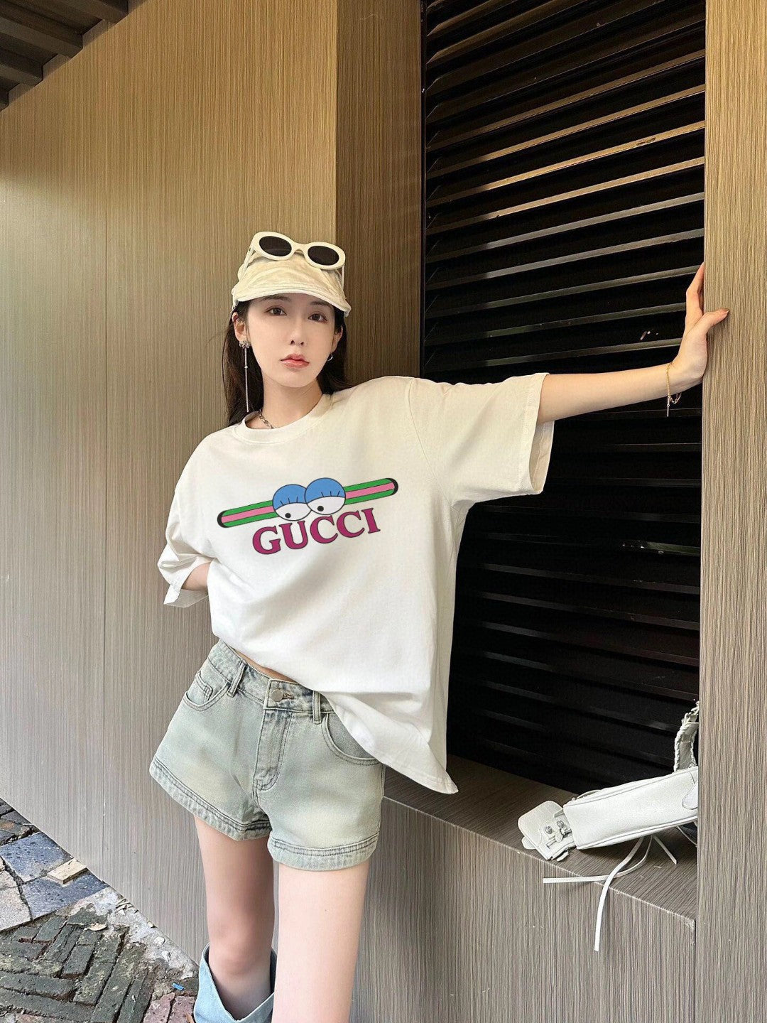 Gucci Eyes Graphic T-Shirt - Phantom Kicks