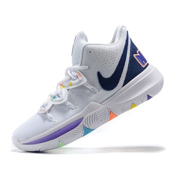 NIKE KYRIE 5 x HAVE A NIKE DAY - Phantom Kicks