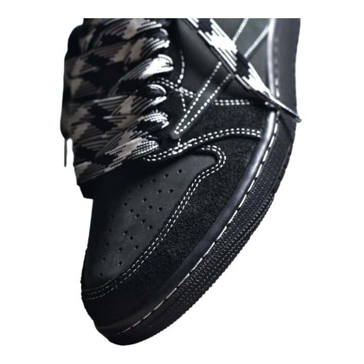 JORDAN 1 LOW x TRAVIS SCOTT PHANTOM - Phantom Kicks