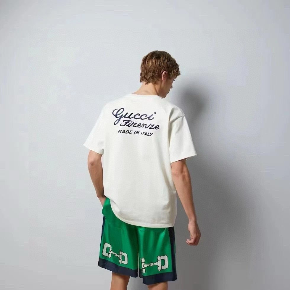 Gucci White T-Shirt with Script Logo - Phantom Kicks