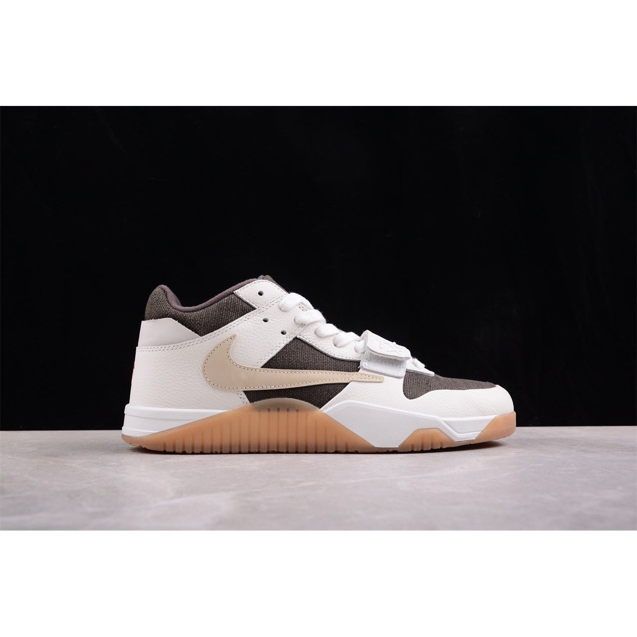JORDAN JUMPMAN JACK TR x TRAVIS SCOTT SAIL - Phantom Kicks