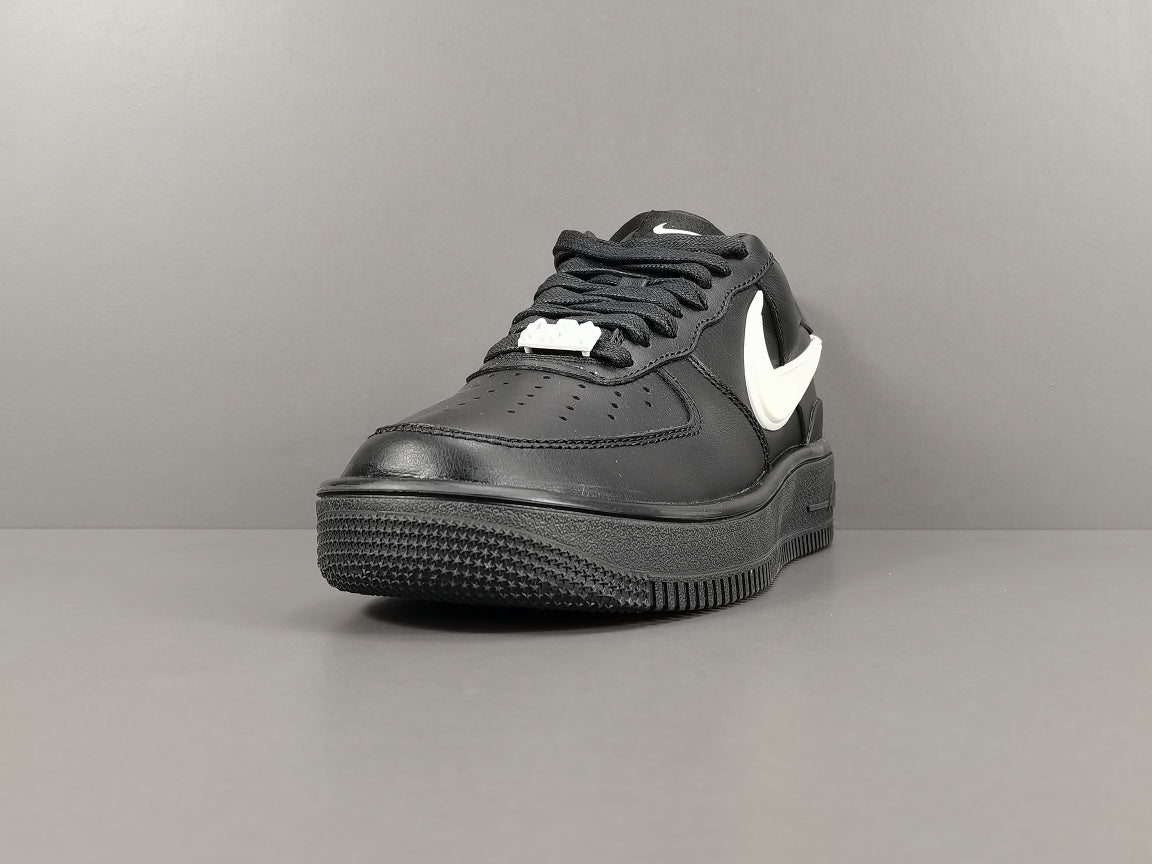 AIR FORCE 1 x AMBUSH BLACK - Phantom Kicks