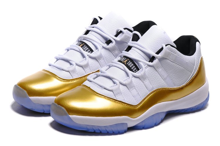 AIR JORDAN 11 Low "Olympic" - Phantom Kicks