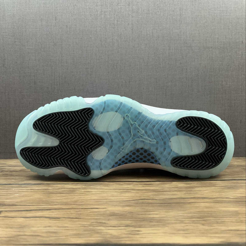 AIR JORDAN 11 RETRO 2014 WHITE/WHITE/LEGEND BLUE - Phantom Kicks