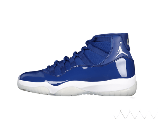 AIR JORDAN 11 RETRO MIDNIGHT NAVY/WHITE - Phantom Kicks