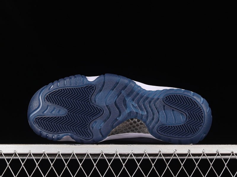 AIR JORDAN 11 RETRO NAVY VELVET MIDNIGHT NAVY/METALLIC SILVER/WHITE - Phantom Kicks