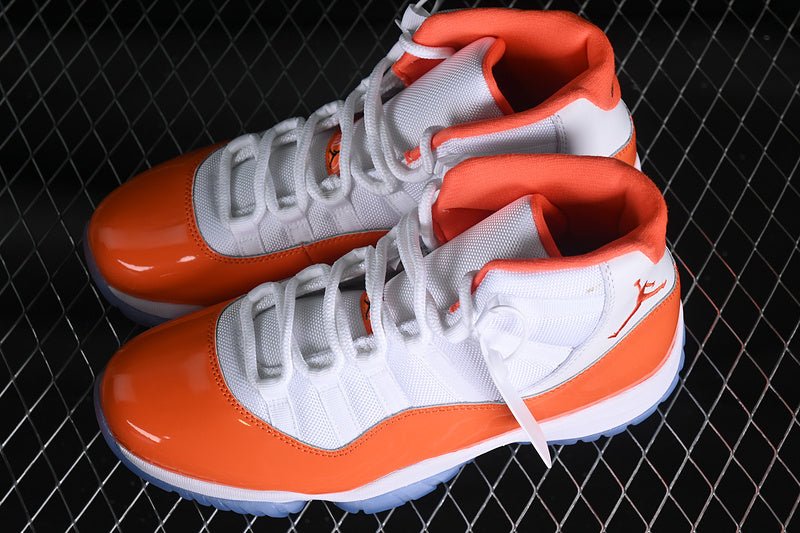 AIR JORDAN 11 RETRO WHITE/ORANGE - Phantom Kicks