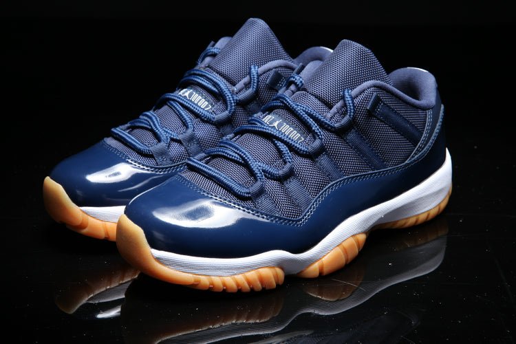 AIR JORDAN 11 "Super A" - Phantom Kicks