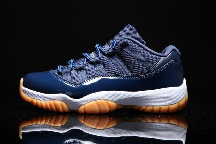 AIR JORDAN 11 "Super A" - Phantom Kicks