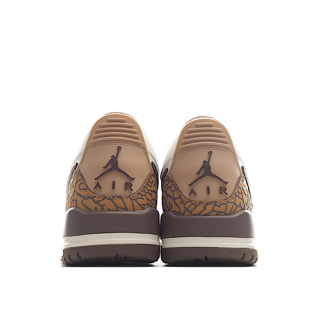 AIR JORDAN 11 "White/Brown" - Phantom Kicks