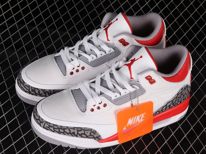 AIR JORDAN 3 RETRO 2022 WHITE/FIRE RED/CEMENT GREY/BLACK - Phantom Kicks