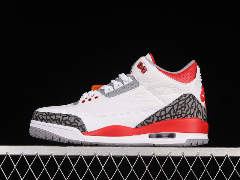 AIR JORDAN 3 RETRO 2022 WHITE/FIRE RED/CEMENT GREY/BLACK - Phantom Kicks