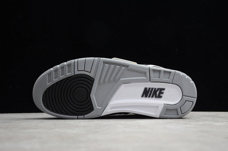 AIR JORDAN 3 TINKER BLACK/CEMENT GREY-METALLIC GOLD - Phantom Kicks