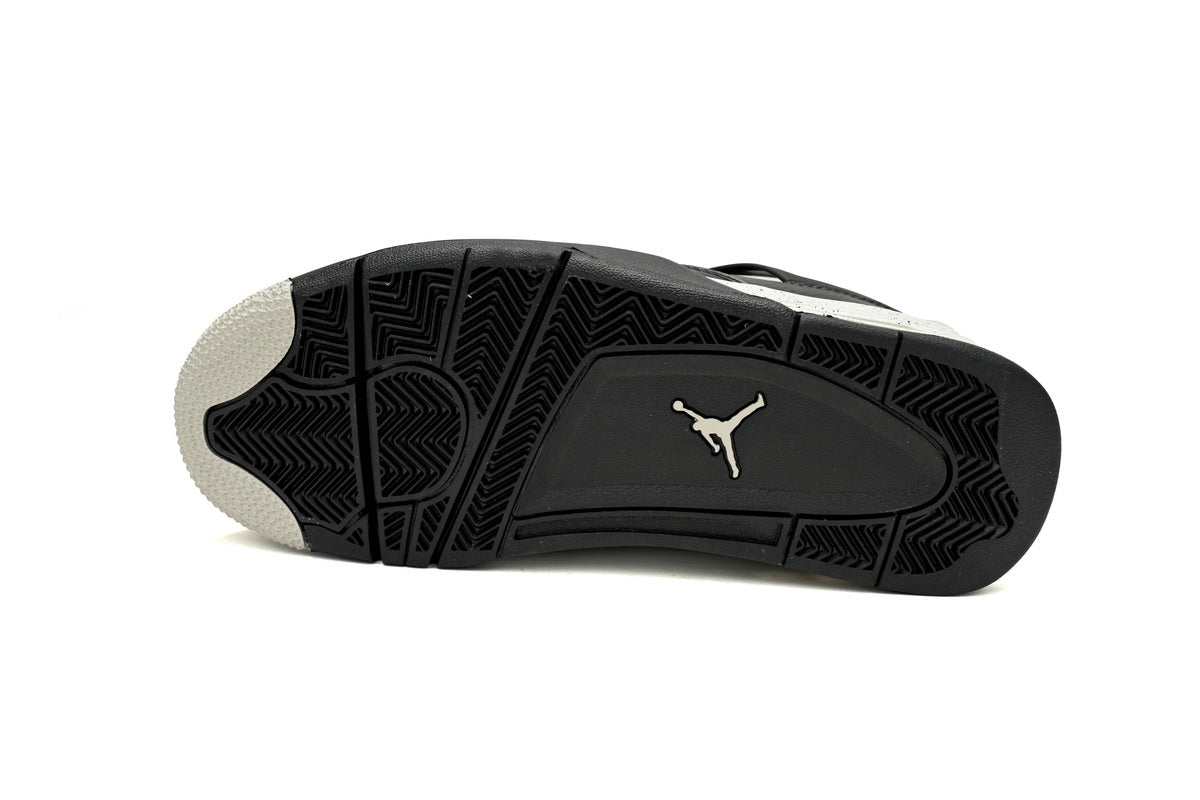 Air Jordan 4 Retro Oreo - Phantom Kicks