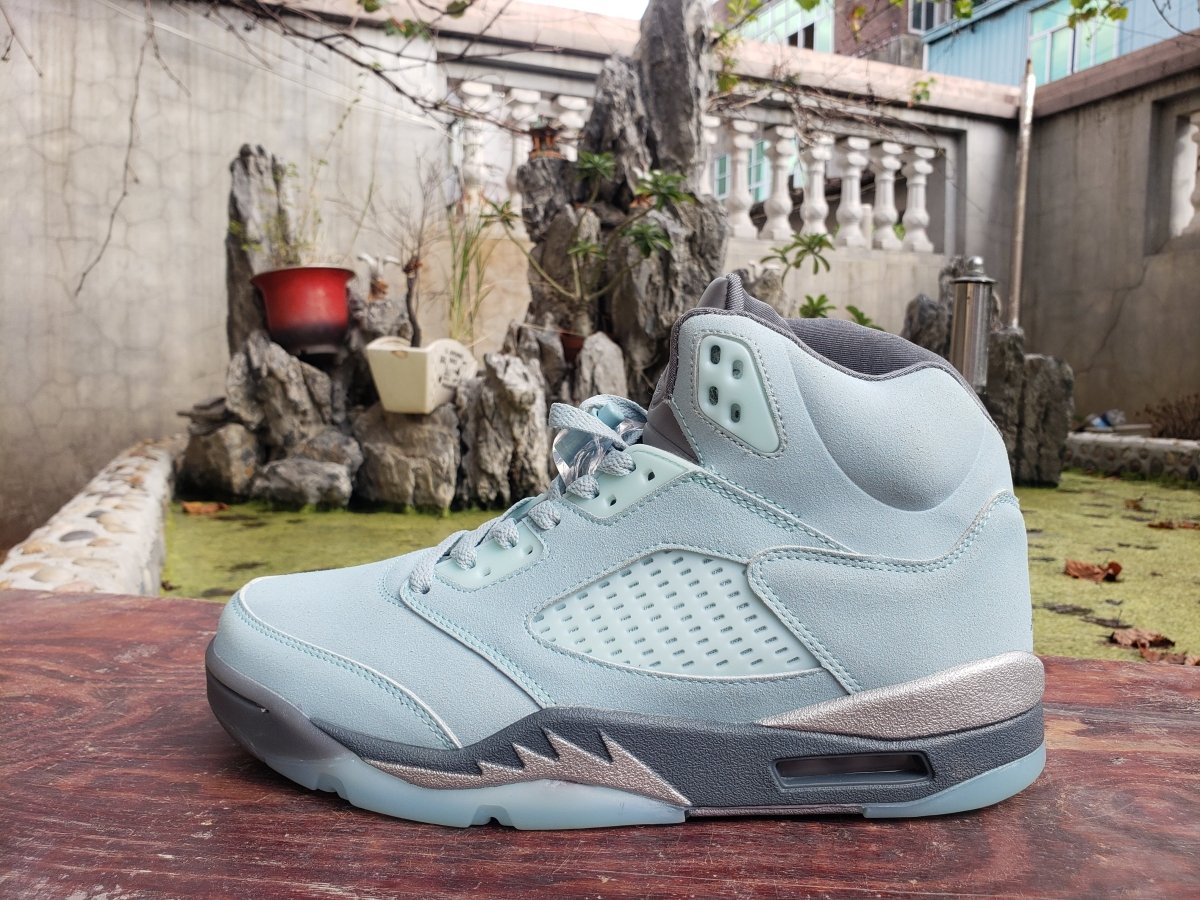 Air Jordan 5 "Island Green" - Phantom Kicks