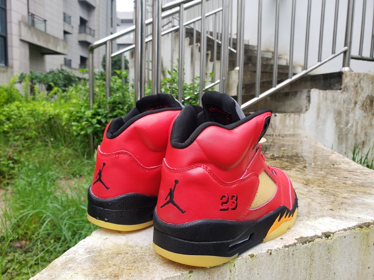 Air Jordan 5 "Raging Bull" - Phantom Kicks