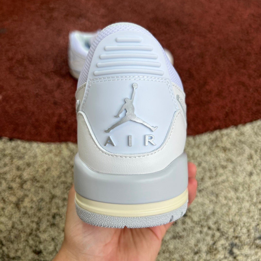 Air Jordan Legacy 312 Low White/Grey - Phantom Kicks
