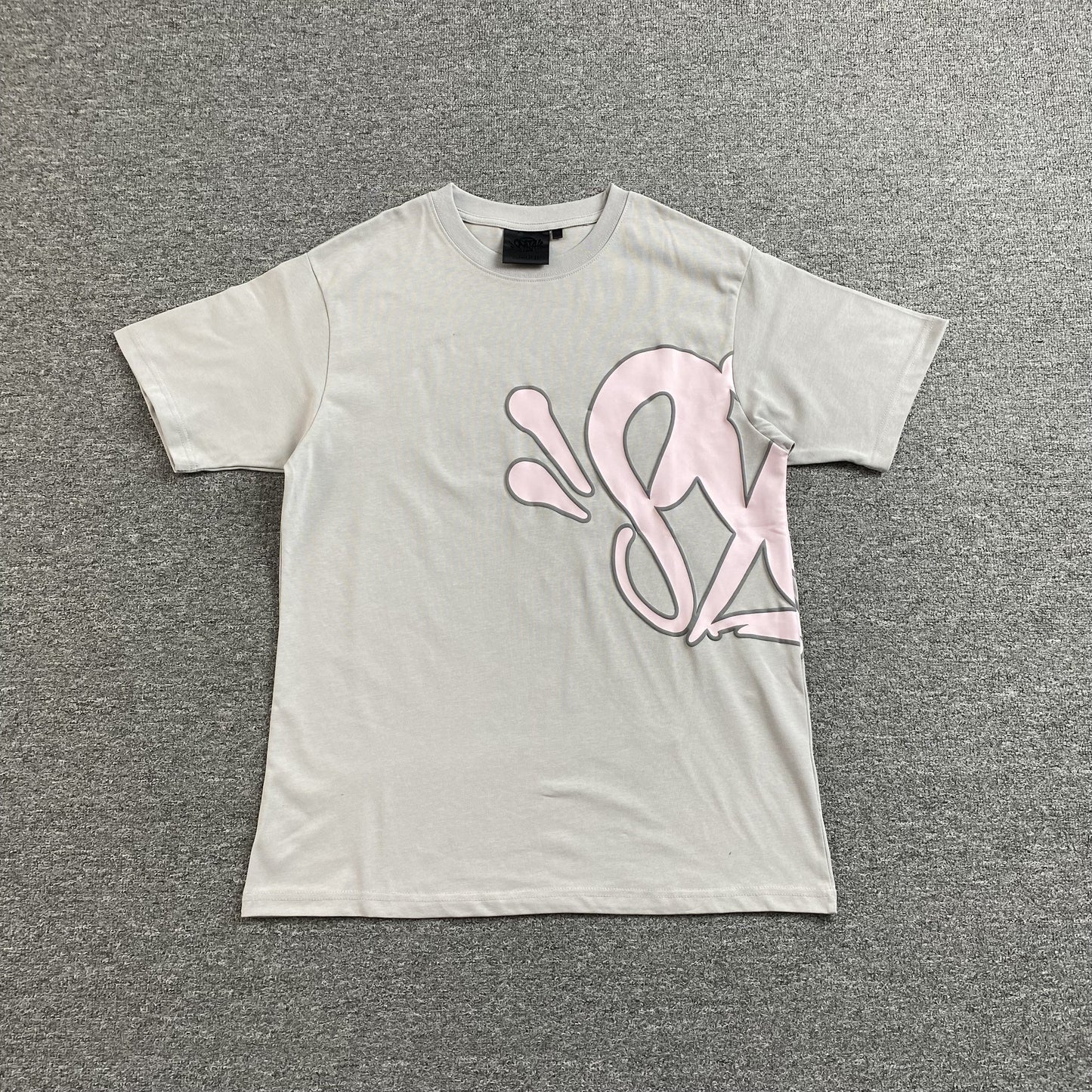 SYNA WORLD T-SHIRT GREY PINK - Phantom Kicks