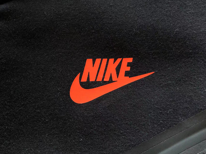 NIKE TECH FLEECE HOODIE x BLACK/DARK SMOKE GREY - Phantom Kicks