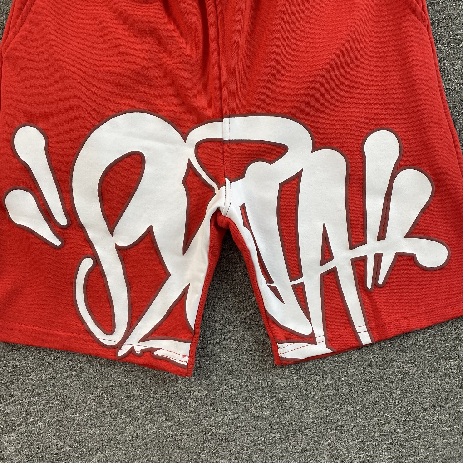 SYNA WORLD SHORTS RED - Phantom Kicks