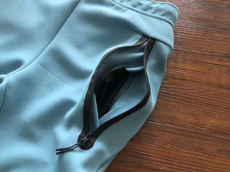 NIKE TECH FLEECE PANTS x BABY BLUE - Phantom Kicks