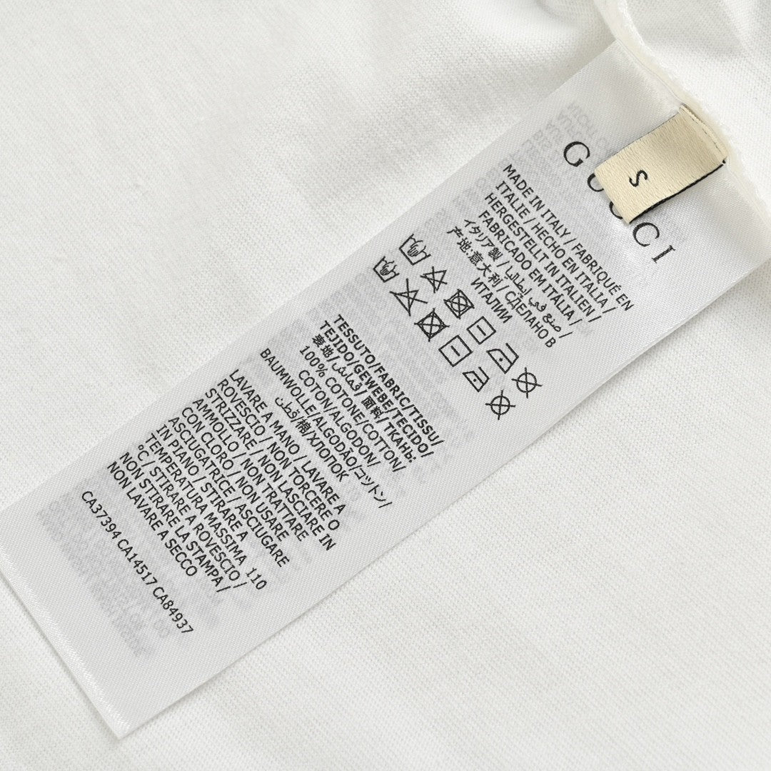 Gucci White T-Shirt with Overlapping Logo - Phantom Kicks