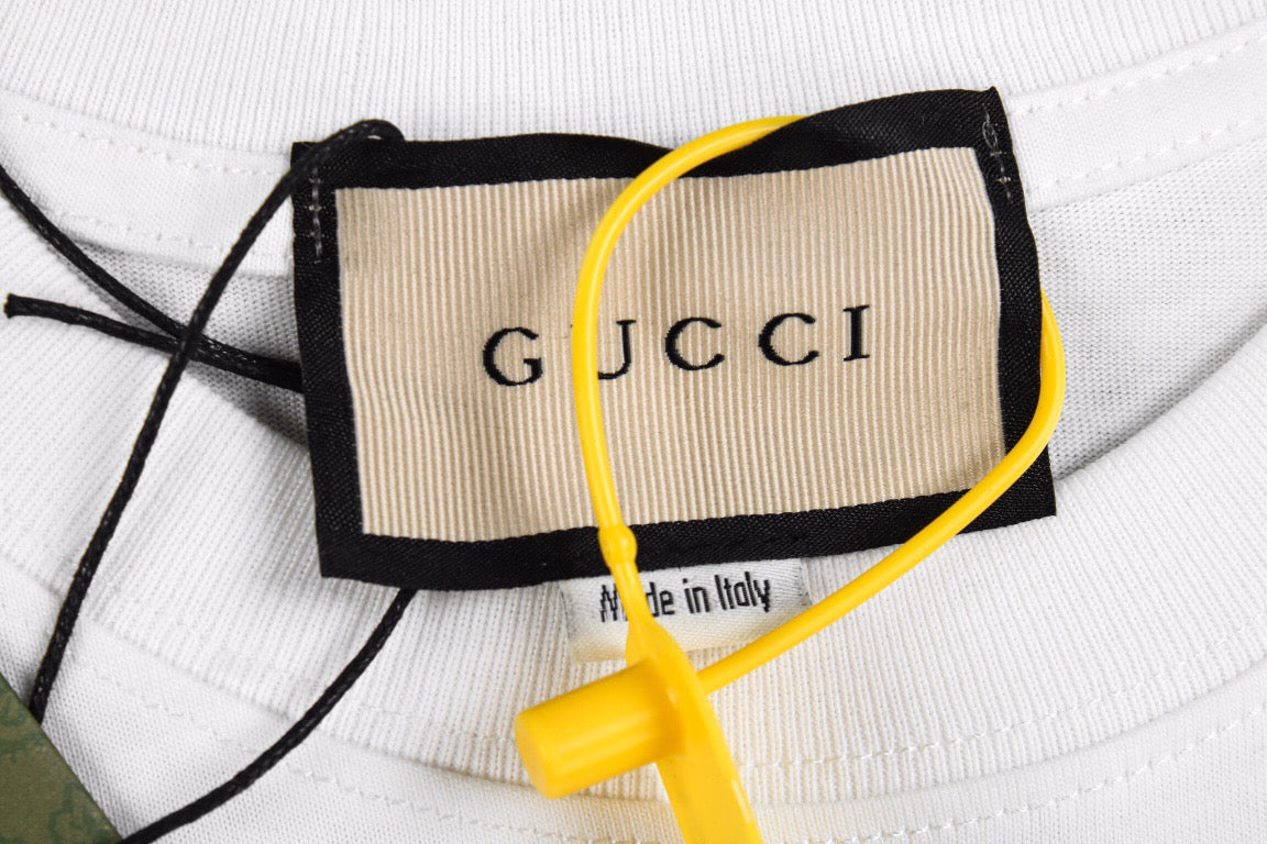 Gucci T-shirt with Embroidered Cities - Phantom Kicks
