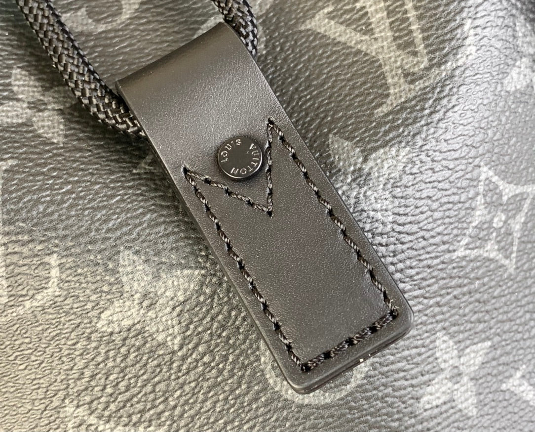 LOUIS VUITTON MONOGRAM ECLIPSE REVERSE PM GRAY - Phantom Kicks