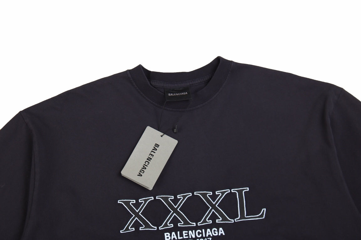 BALENCIAGA XXXL LOGO T-SHIRT BLACK - Phantom Kicks