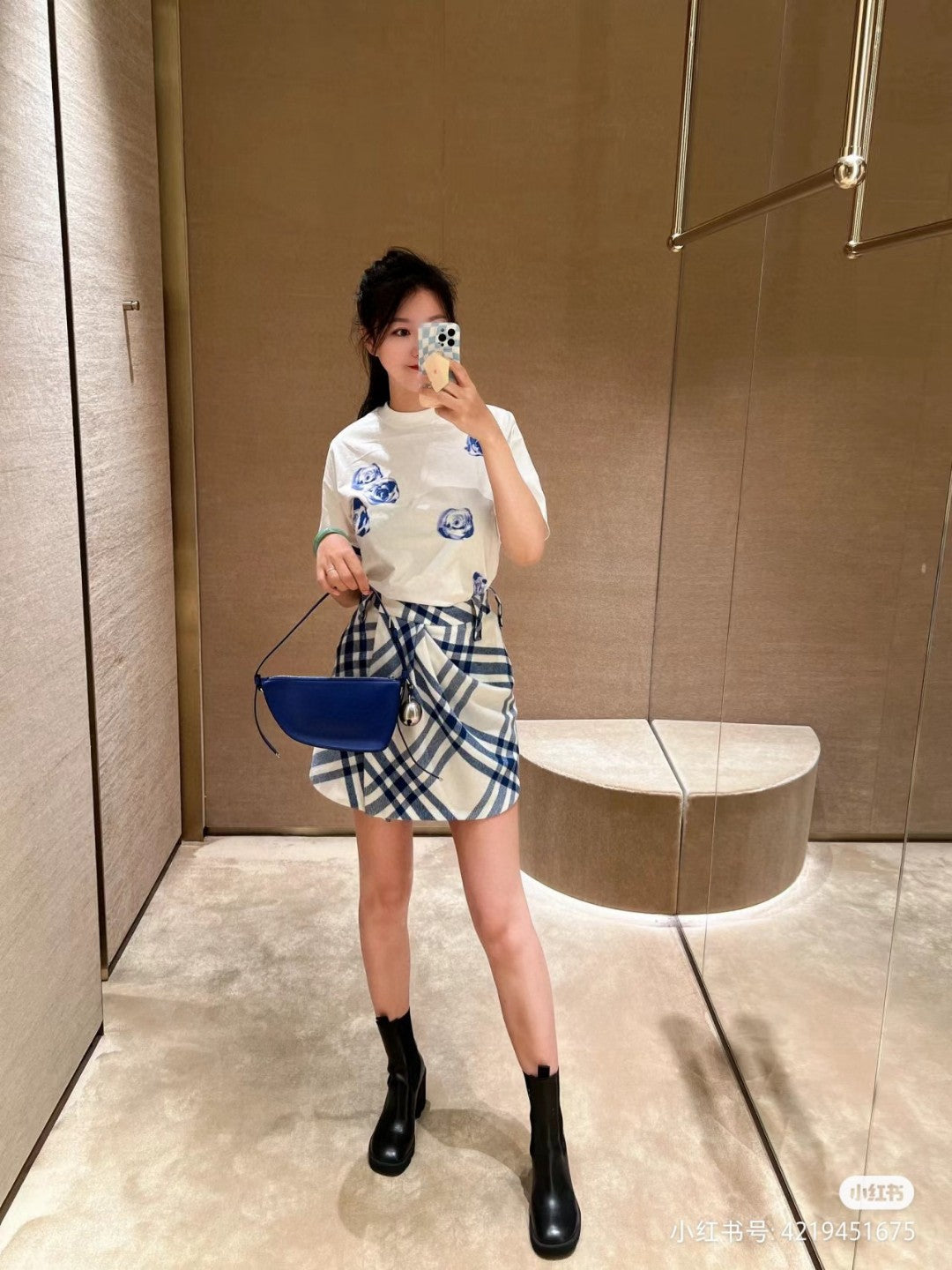 Burberry White T-Shirt with Blue Design - Phantom Kicks
