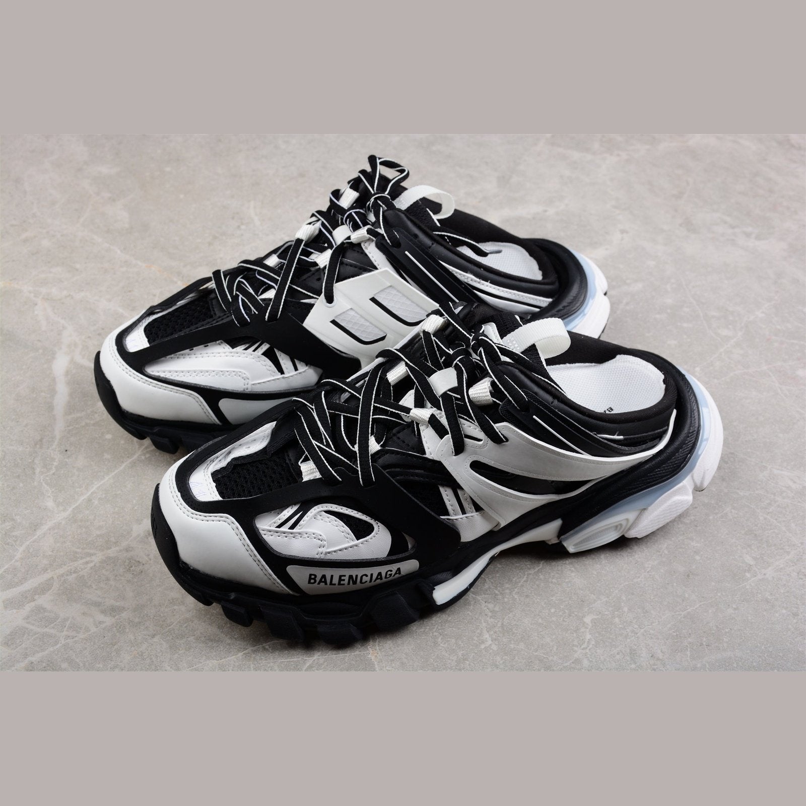 BALENCIAGA TRACK MULE x BLACK WHITE - Phantom Kicks
