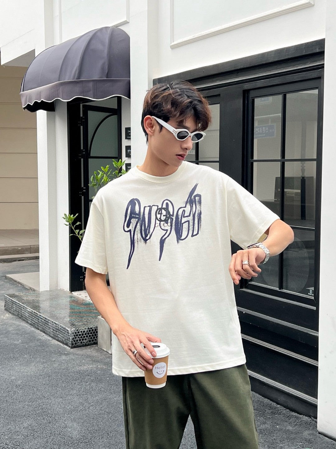 Gucci Graphic Cream T-Shirt - Phantom Kicks