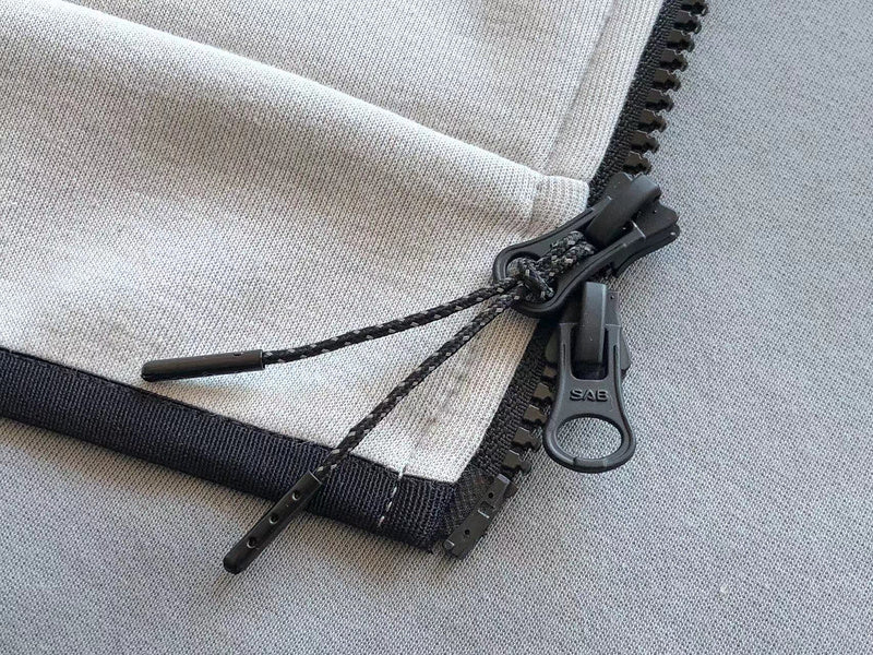 NIKE TECH FLEECE HOODIE x GREY/WHITE - Phantom Kicks