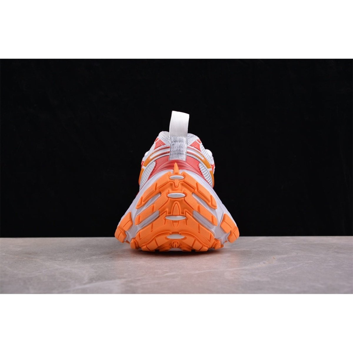 BALENCIAGA 10XL x WHITE RED ORANGE - Phantom Kicks