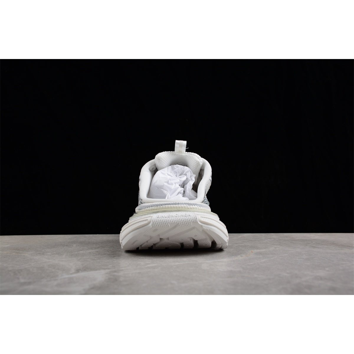 BALENCIAGA 3XL MULE x WHITE EGGSHELL - Phantom Kicks