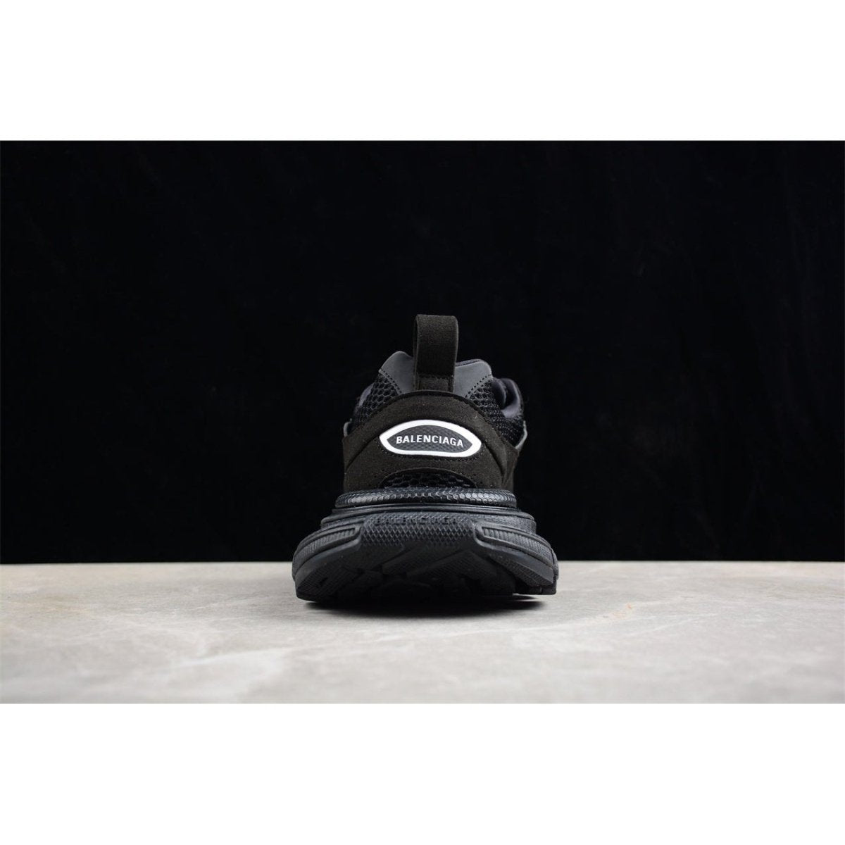 BALENCIAGA 3XL x BLACK - Phantom Kicks