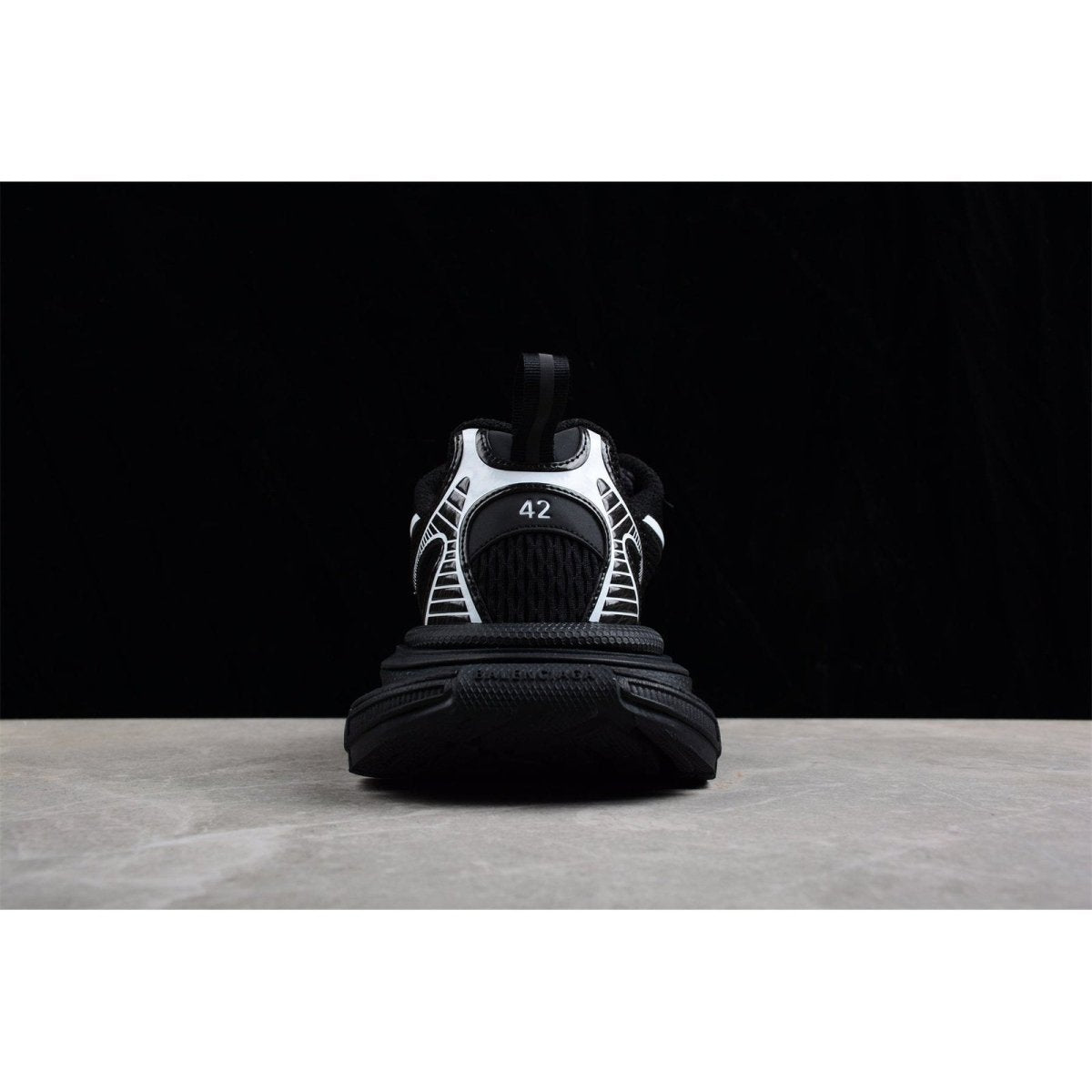 BALENCIAGA 3XL x BLACK WHITE - Phantom Kicks