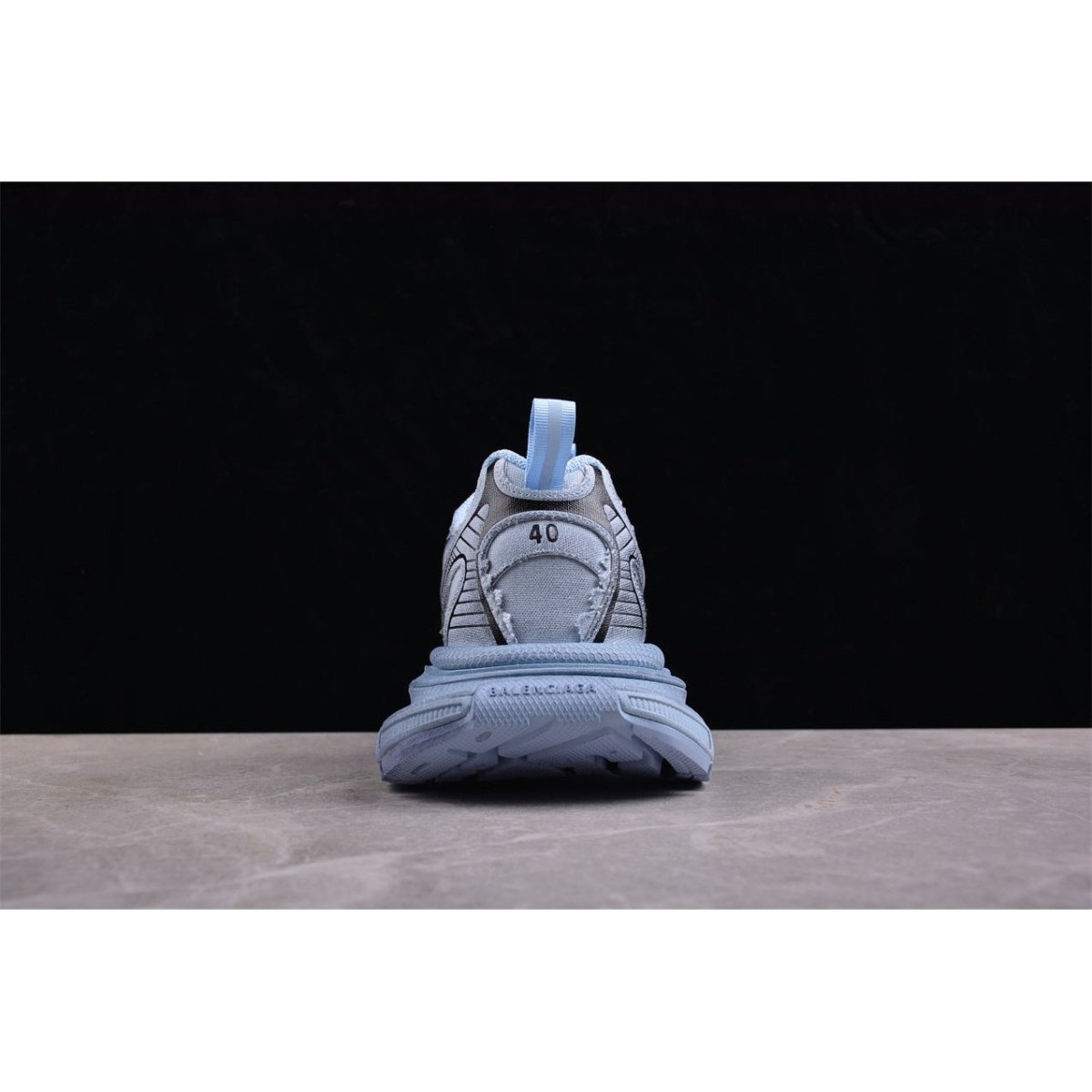 BALENCIAGA 3XL x CYAN BLUE - Phantom Kicks