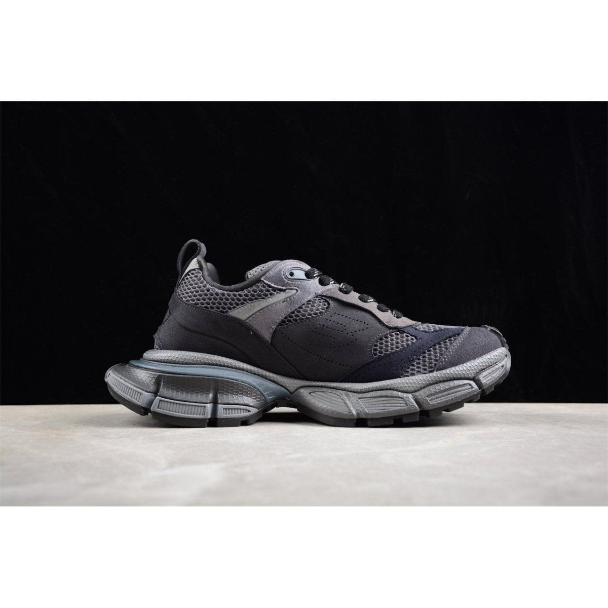 BALENCIAGA 3XL x DARK GREY - Phantom Kicks