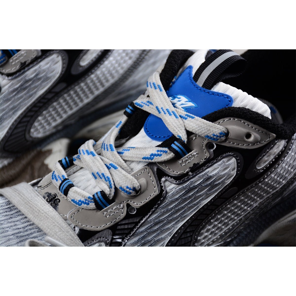 BALENCIAGA 3XL x GRAY BLUE-GRAFFITI - Phantom Kicks