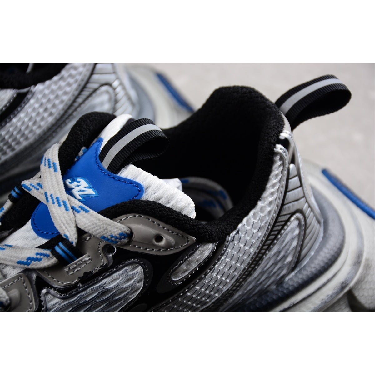 BALENCIAGA 3XL x GRAY BLUE-GRAFFITI - Phantom Kicks