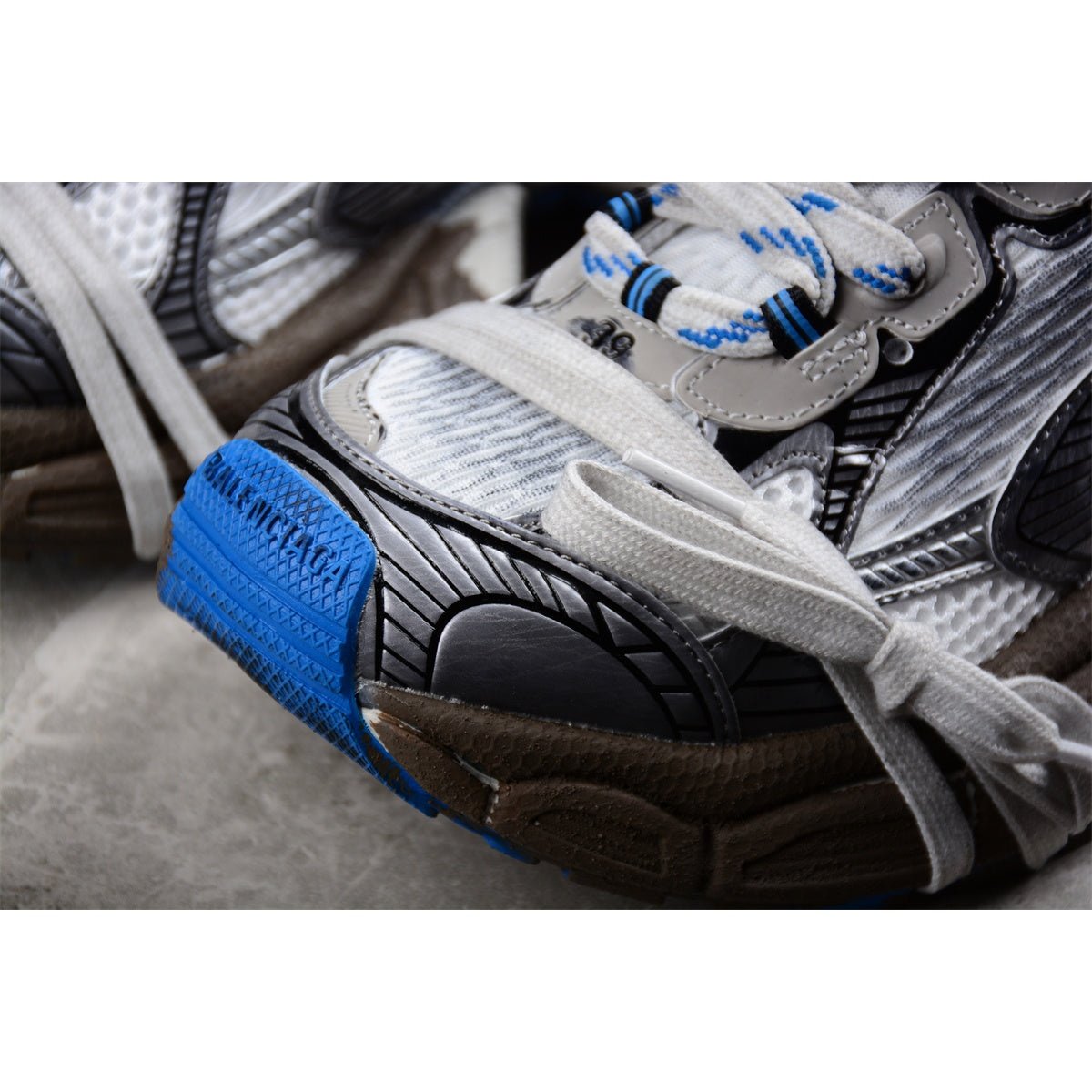 BALENCIAGA 3XL x GRAY BLUE-GRAFFITI - Phantom Kicks