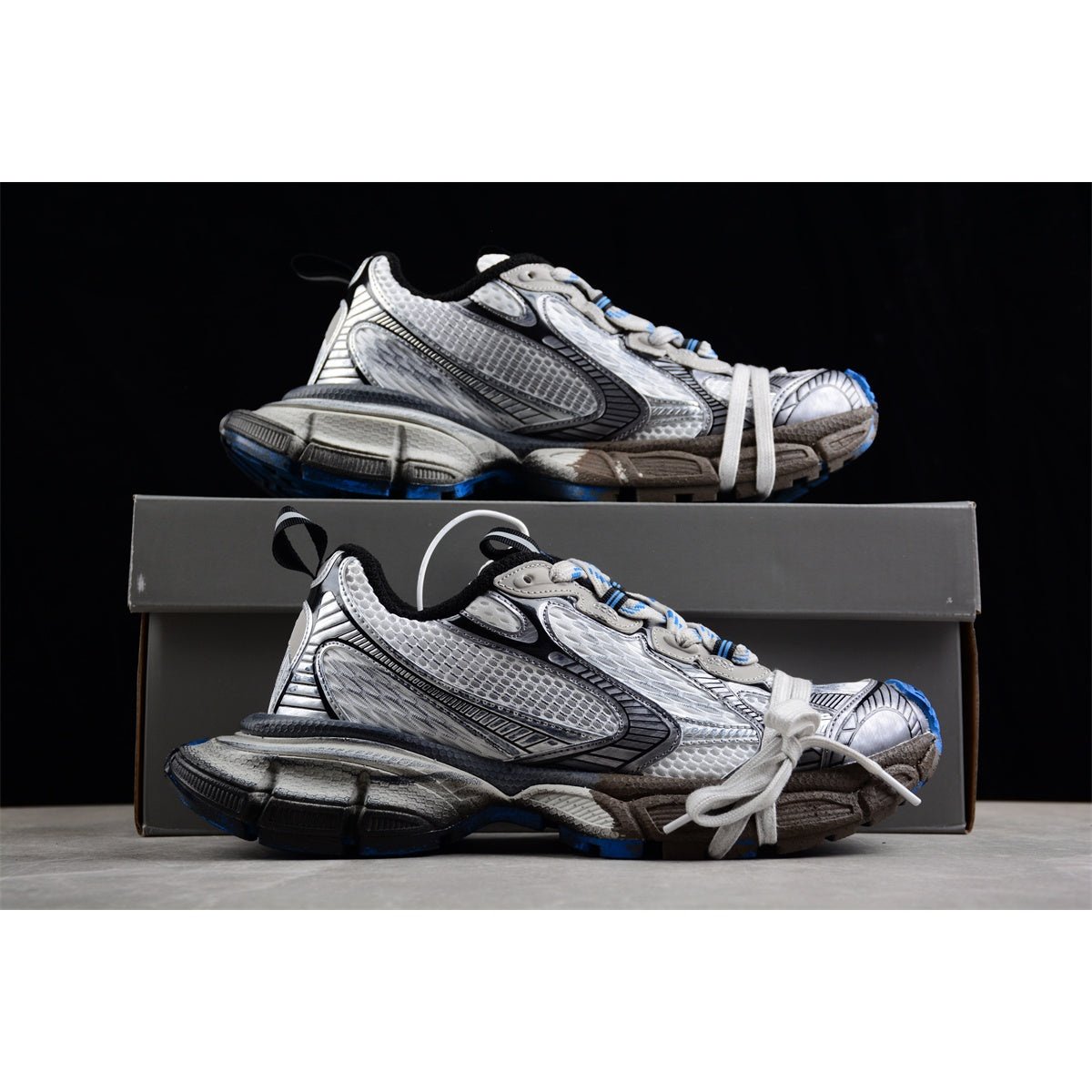 BALENCIAGA 3XL x GRAY BLUE-GRAFFITI - Phantom Kicks