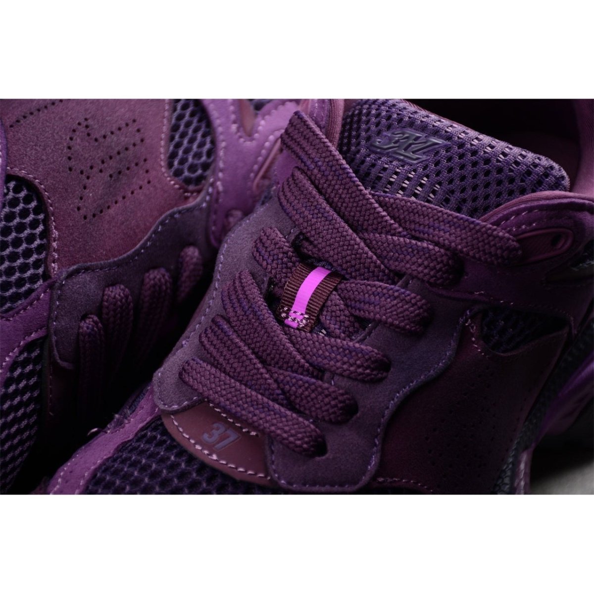 BALENCIAGA 3XL x PURPLE - Phantom Kicks