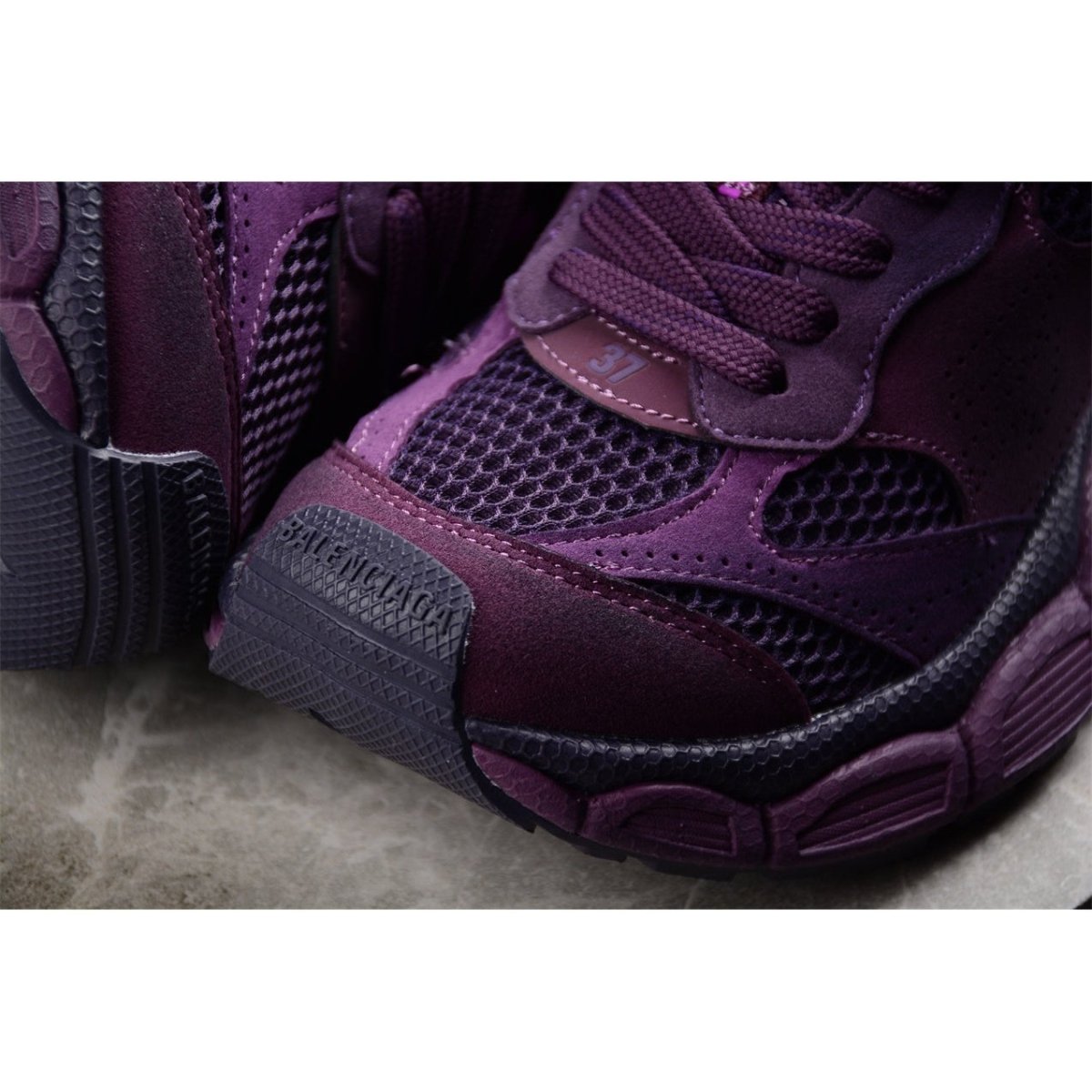 BALENCIAGA 3XL x PURPLE - Phantom Kicks