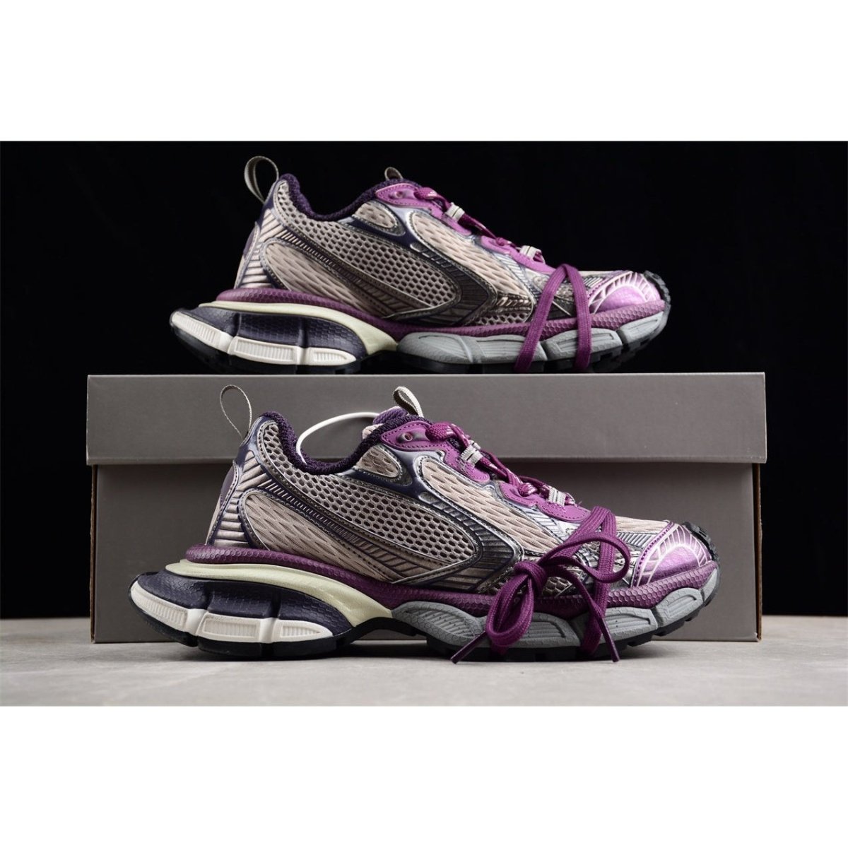 BALENCIAGA 3XL x PURPLE GREY - Phantom Kicks
